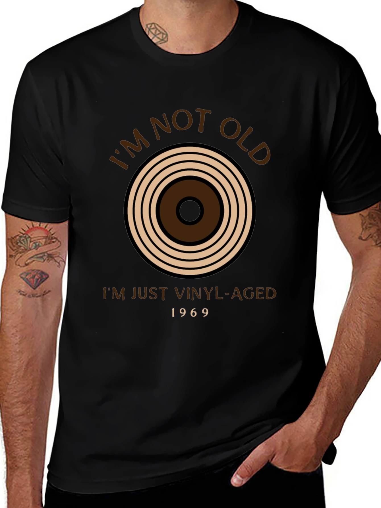 Vinyl Aged T-Shirt - Im Not Old Retro Style
