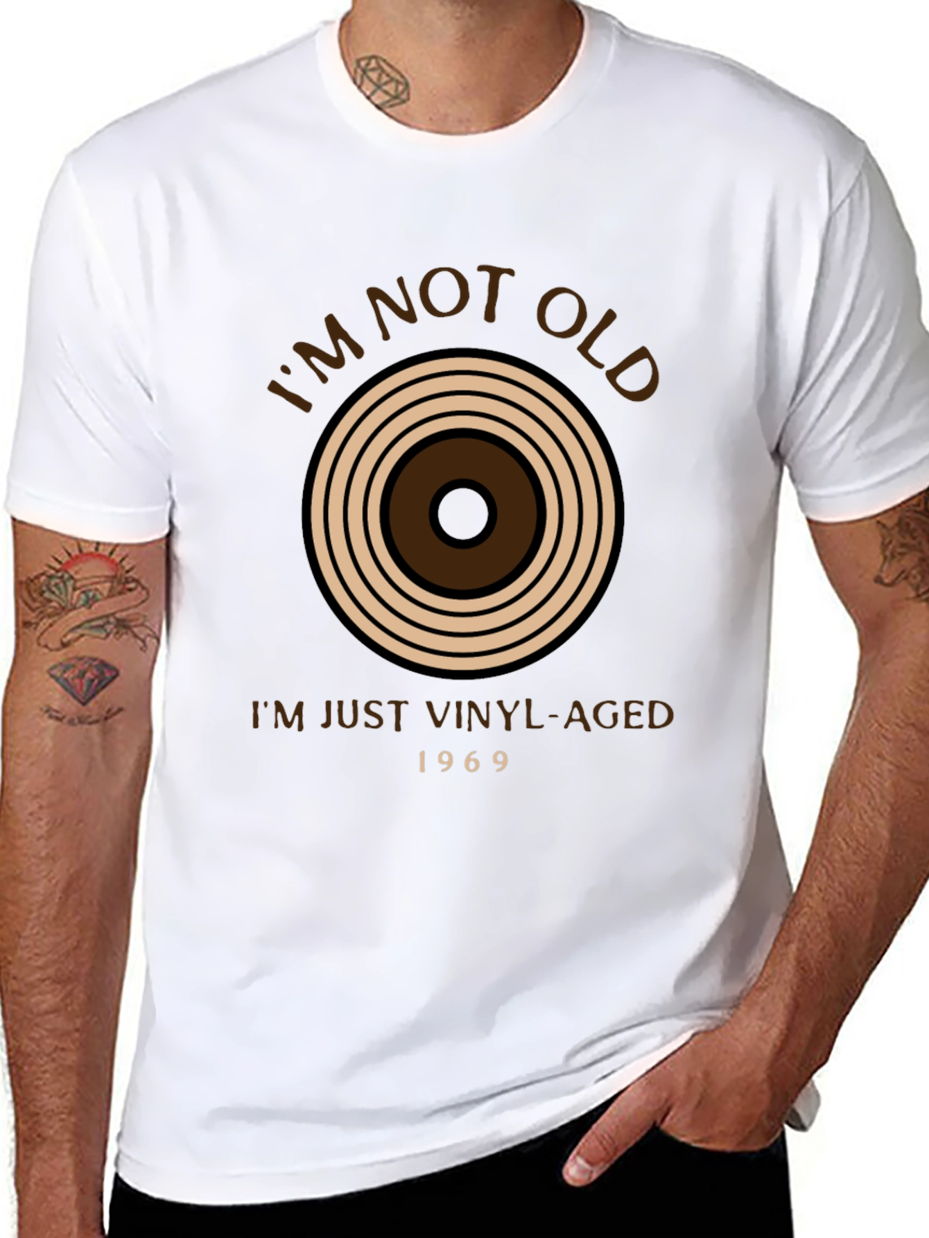 Vinyl Aged T-Shirt - Im Not Old Retro Style