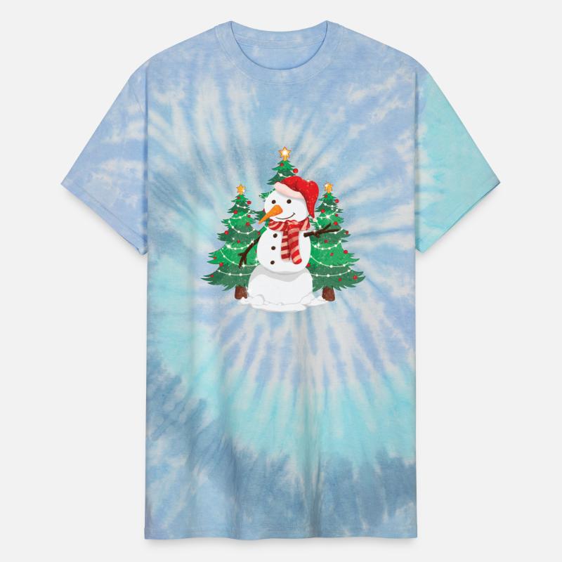 Happy Smile Snowman With Beautiful Christmas Tree