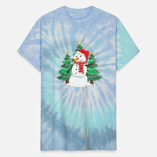 Happy Smile Snowman With Beautiful Christmas Tree