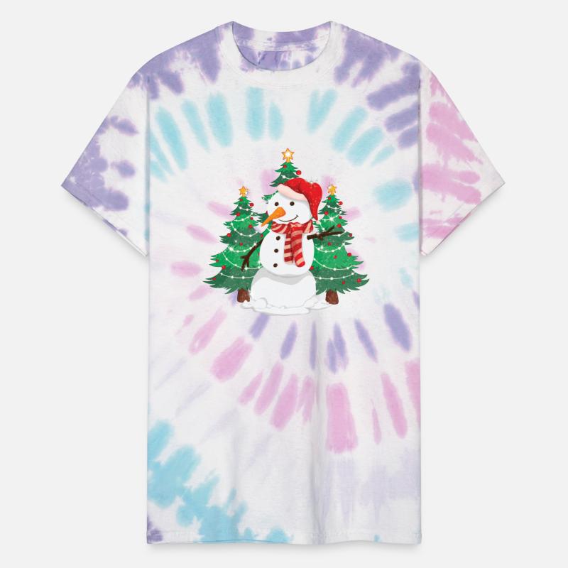 Happy Smile Snowman With Beautiful Christmas Tree