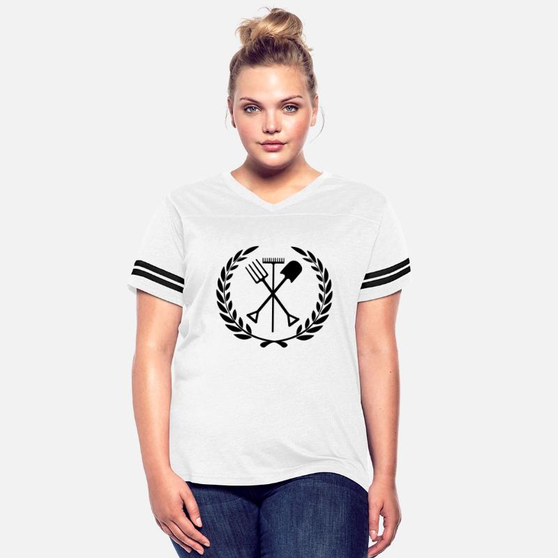 Laurel wreath garden tools